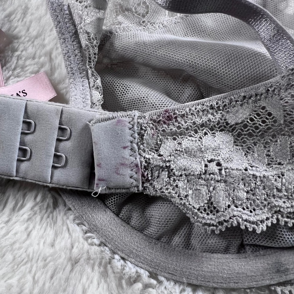 Victoria's Secret‎ Women's Dream Angels Grey Lace Unlined Plunge Bra Size Medium - Picture 9 of 17